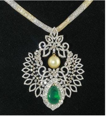 Ethnic American Diamond And Emerald Pendant For Women