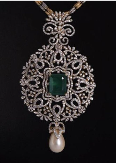 American Diamond With Emerald Round Shape Pendant