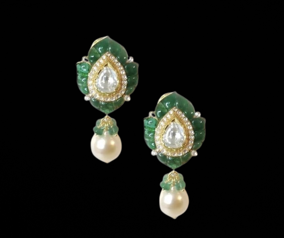 Elegant Green Stone and Pearl Droplet Hanging Earring for Minimalists