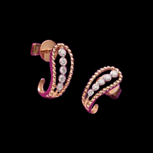 Curvy Leaf Patterned Diamond Earring with Stones arranged beautifully into it.