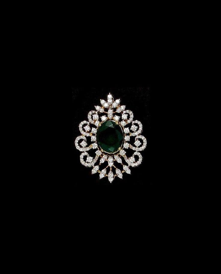 Stunning Emerald and Real Diamond Pendant