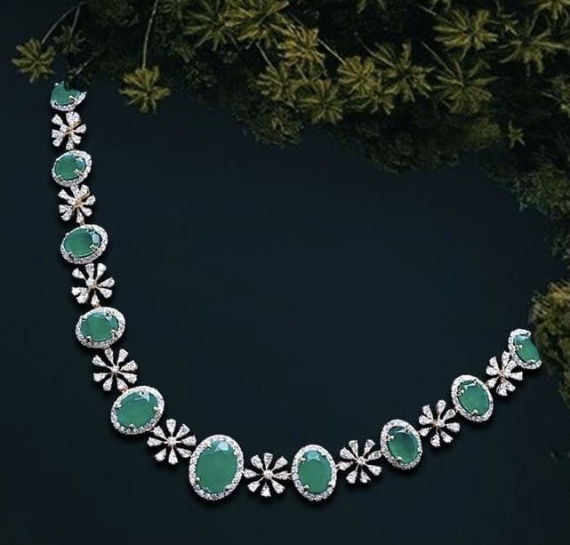 Dreamy Diamond Emerald Gold Necklace