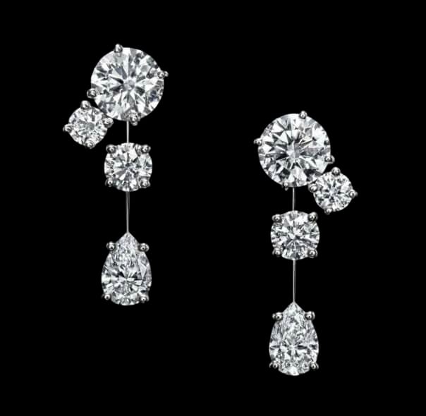 Captivating Brilliance: Solitaire Diamond Earrings That Dazzle and Delight!