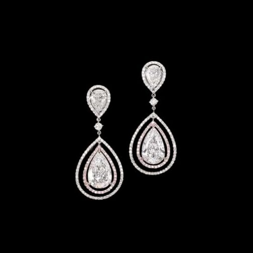 Graceful Glamour: Solitaire Cascade...