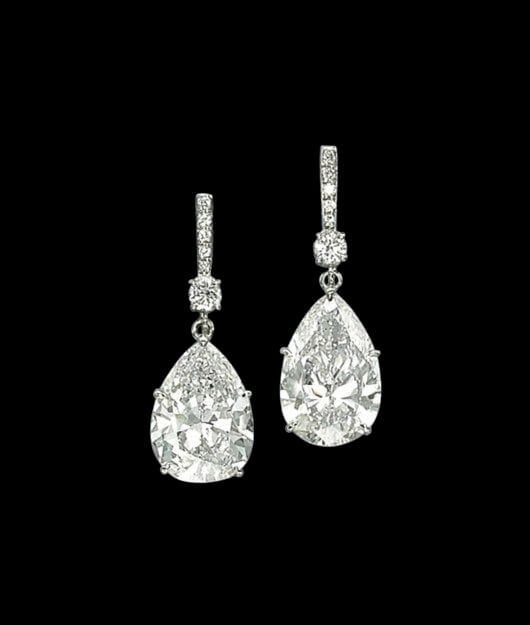 Radiate Confidence: Discover Our Stunning Solitaire Diamond Earrings!