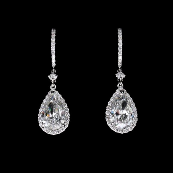 Sparkling Sophistication: Diamond Solitaire Earrings