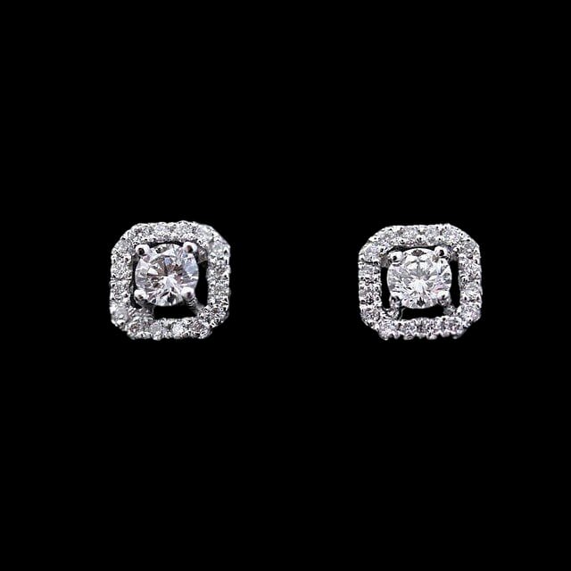 Understated Luxury: Minimalist Solitaire Diamond Studs