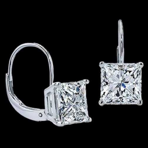 Singular Sparkle: Unveiling Solitaire Diamonds