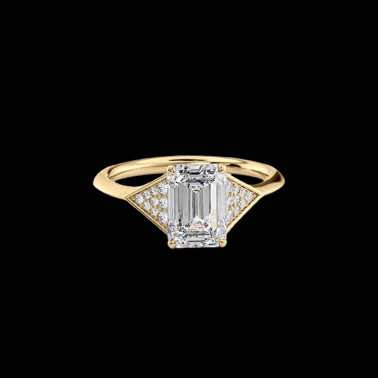 Whisper of Luxury: Embrace Opulence with Our Luxurious Solitaire Diamond Ring