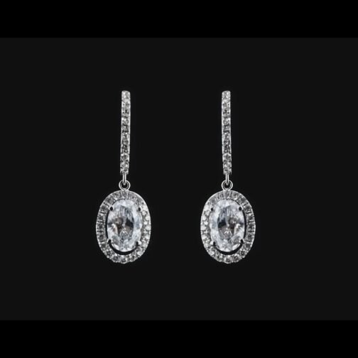 Unmatched Radiance: Solitaire Diamond Studs